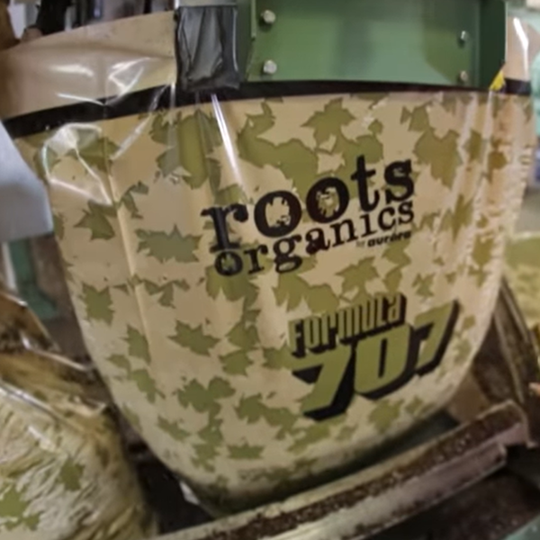 Roots OrganicsĀ® Formula 707, Organic Potting Soil (3 cu. ft.)