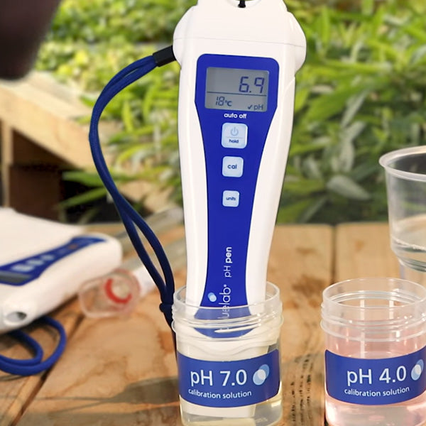 Bluelab® pH 7.0 Calibration Solution (250 ml)